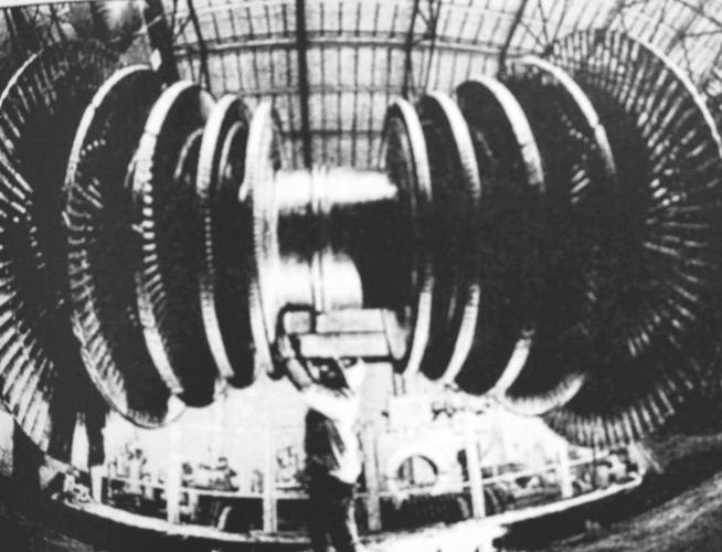 1974年10月,東方汽輪機廠建成投產(chǎn).