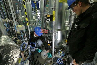 終極環保 水和空氣產生汽車燃料